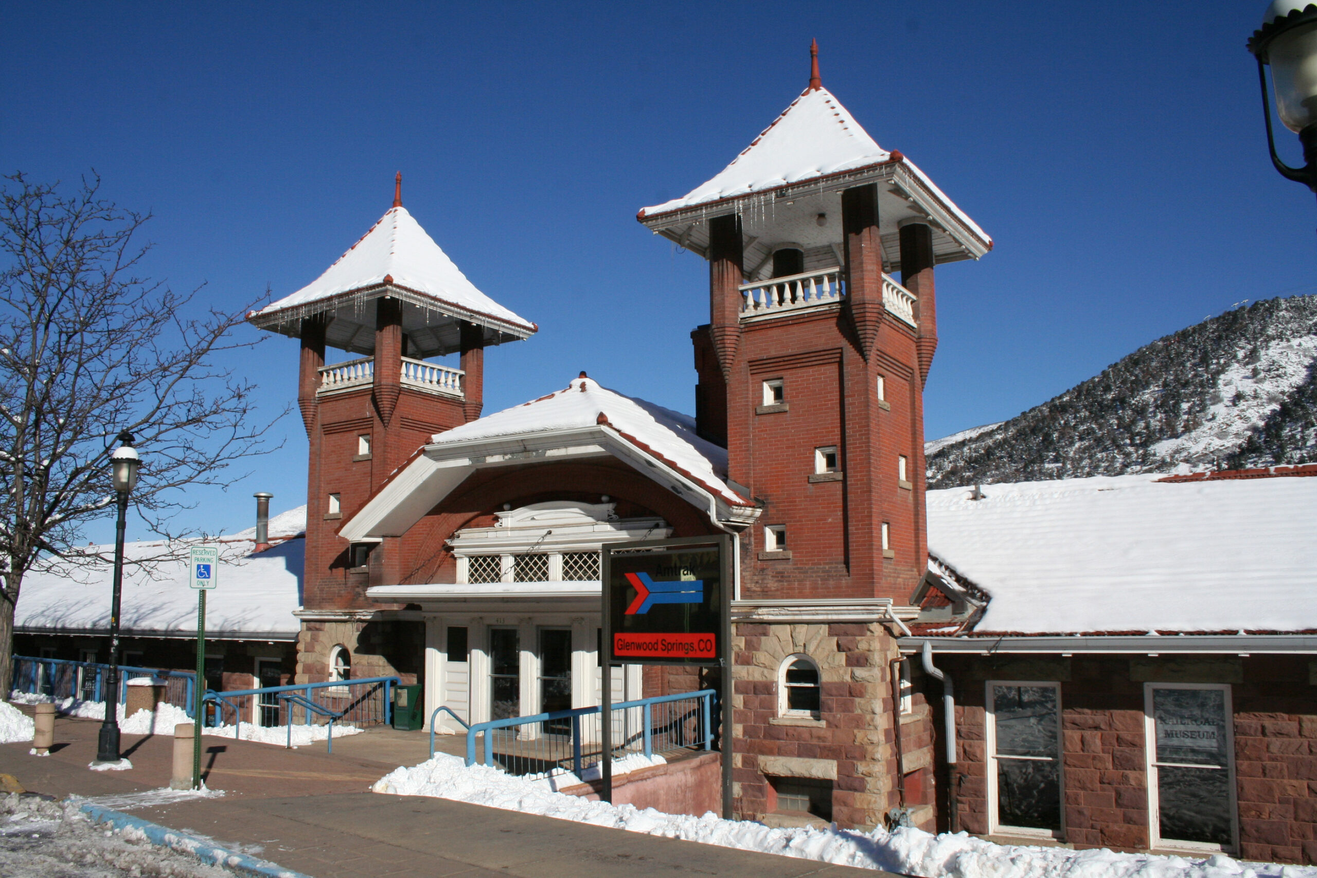 Glenwood Springs Train Station